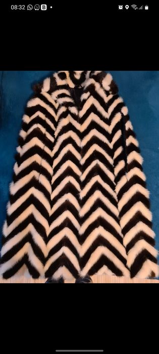 Capa blana naturala. Mărime universala.