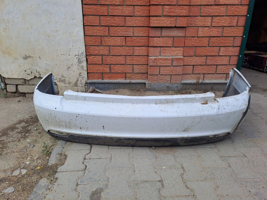 Продам бампера на приору 2