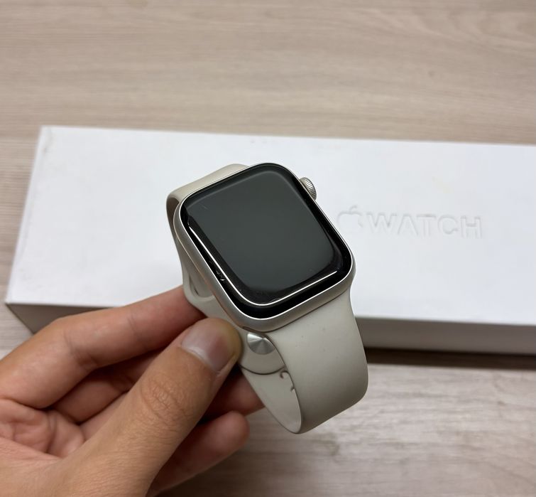 Apple Watch 8 45mm 90%