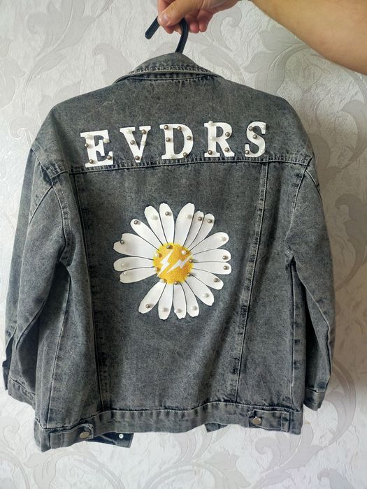 Джинсовки в почти новом состоянии