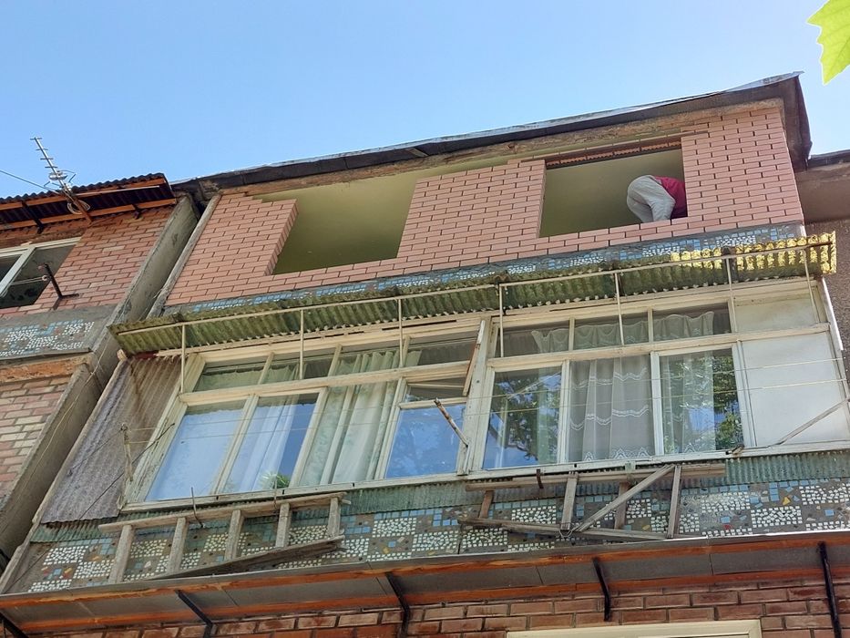 Кладка ремонт балконов доставка с материалом