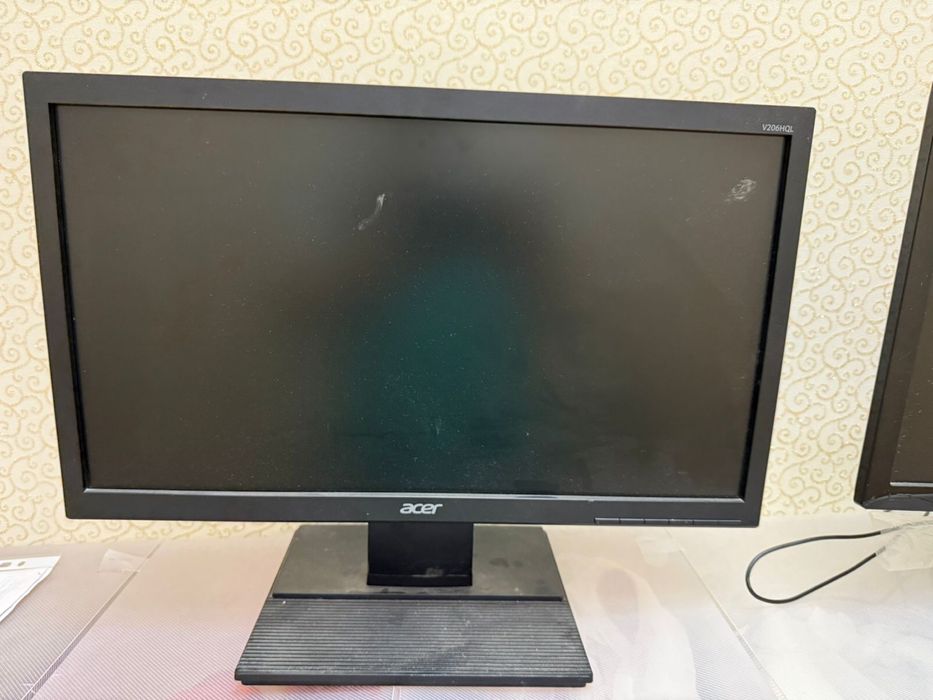 Монитор , продам на запчасти