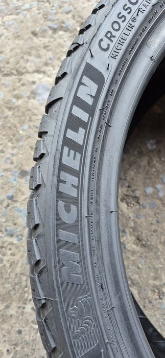 2 anvelope M+S ca noi Michelin 255/35/20,dot 2025.Pret/bucata.