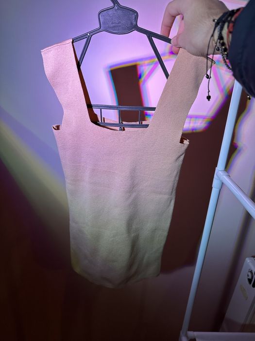 Top modelator de dama