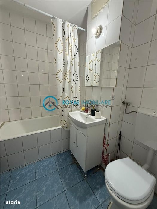 Royal Imobiliare - Vanzare Apartament zona Democratiei