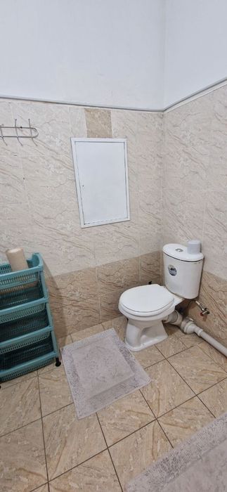 SERGILI 6A 2xona sotiladi zudlik bilan fayzli va nurli honadon