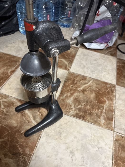 Storcator manual profesional citrice iasi centru mecanic 10/10 foarte