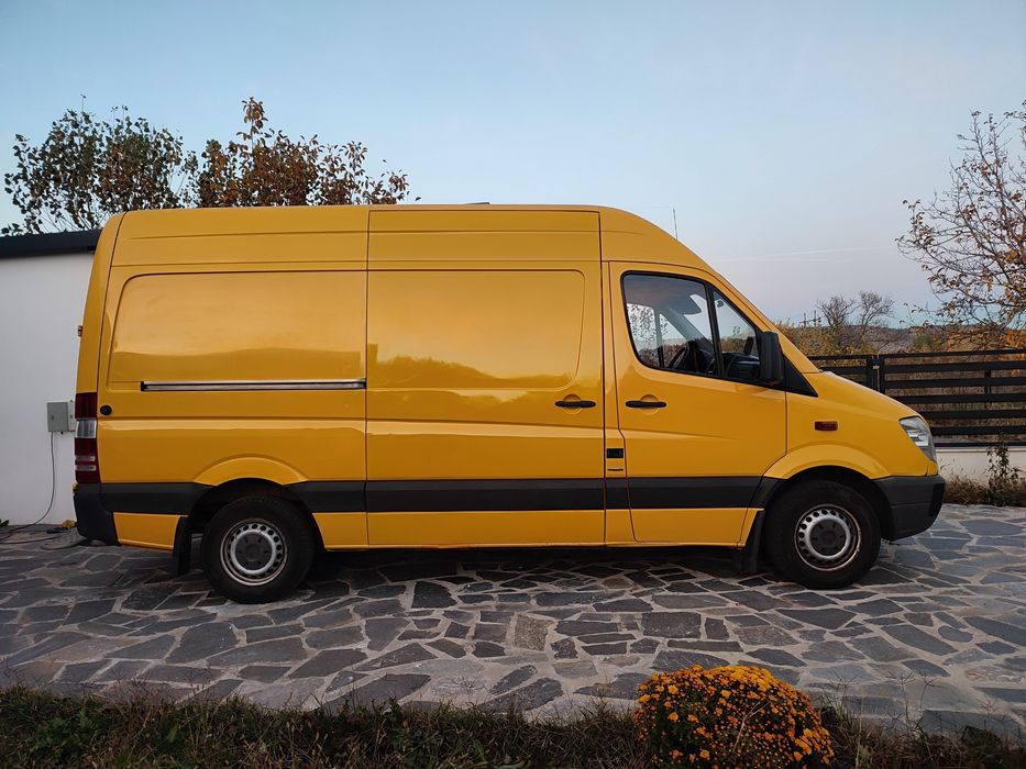Vând Mercedes Sprinter