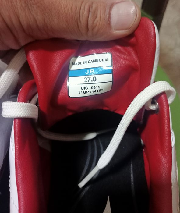 Мужские оригинальные бутсы Mizuno
