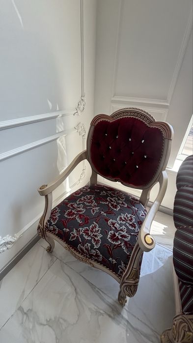 Диван и 2 кресла в комплекте