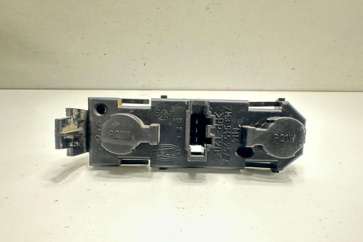 Soclu stop spate 96442800 Ford Galaxy prima generatie (facelift)