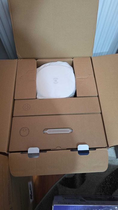 Aspirator robot ECOVACS T9+DEEBOT–Aspirare+Mop, Stație Auto-Golire NOU