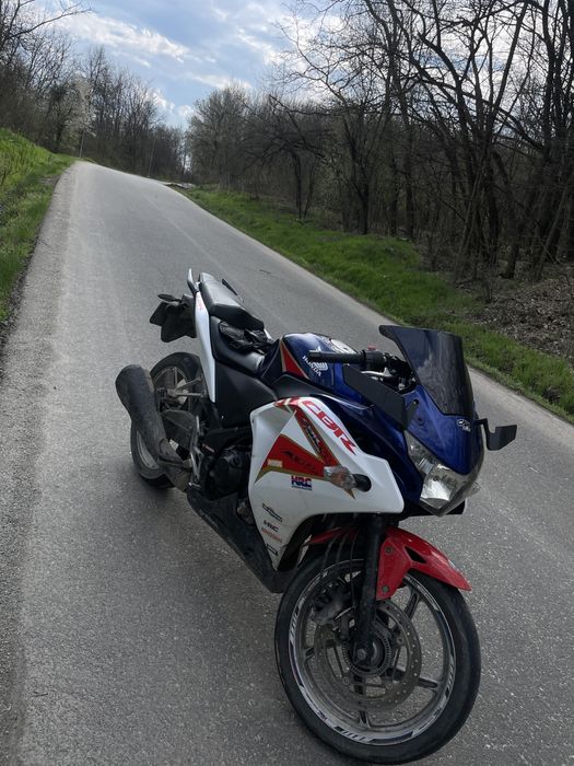 Honda cbr 250r 2011