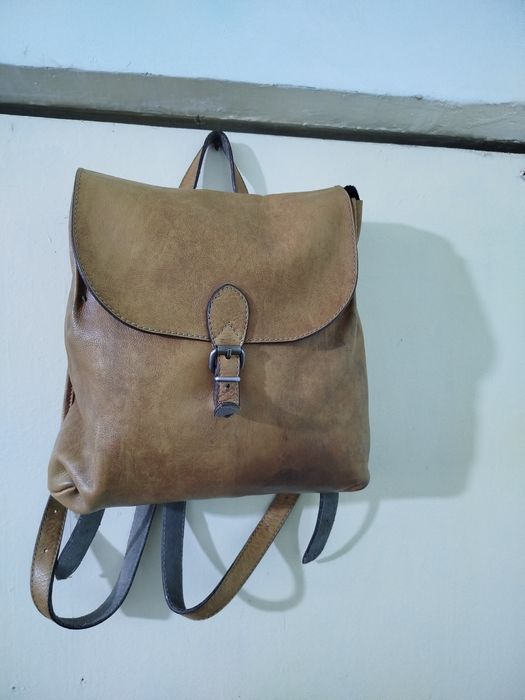 Продам из натуральной кожи.