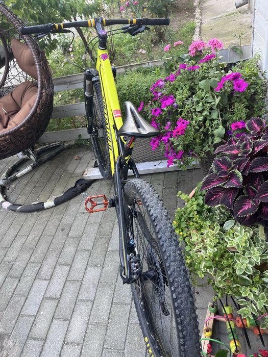 Vand specialized epic unic proprietar putin  timp folosita