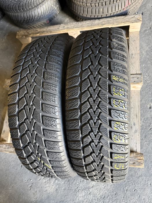 2 anvelope iarna 195/65/15 , Dunlop !