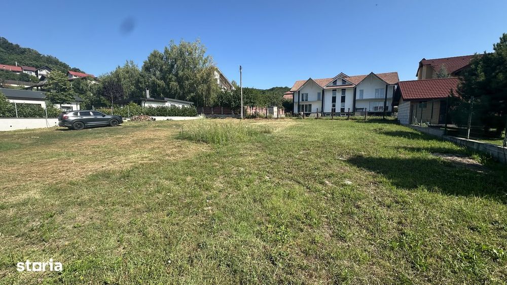 Teren intravilan 1.068 mp, cartier rezidențial, Rm Vâlcea, utilități