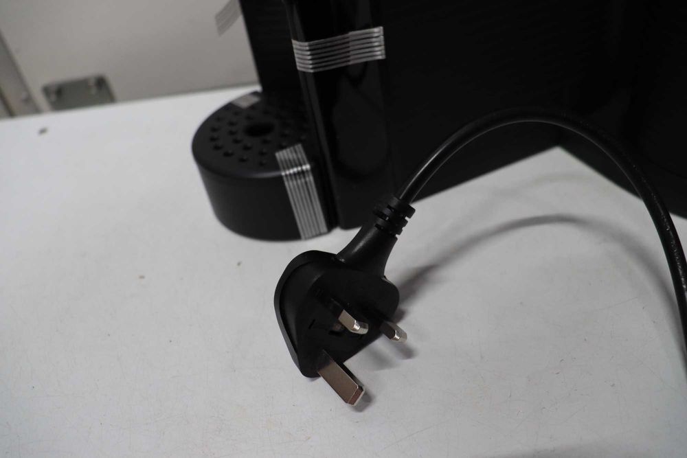 Lavazza, Кафемашина A Modo Mio Jolie&Milk, вграден разпенител за мляко