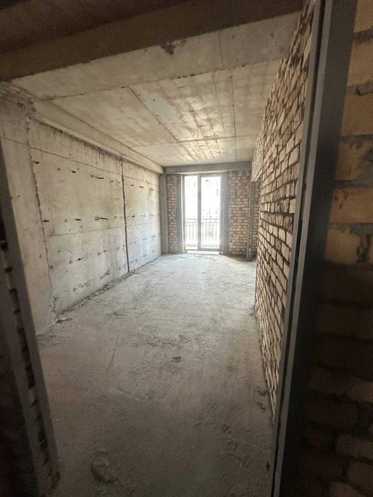 Продается коробка 3-4/3/10 на Алмазарский. Площадь 111 квм