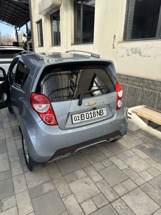 Автомобиль Спарк
