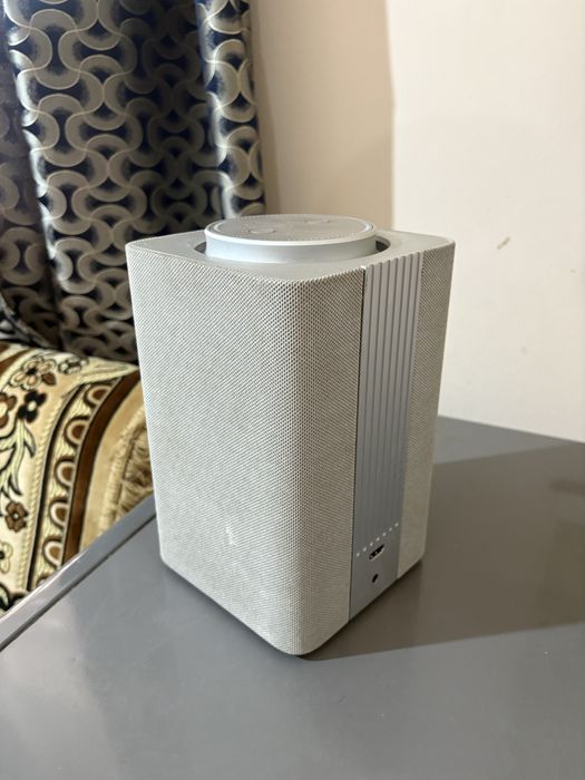 Умная колонка с Алисой (яндекс станция)