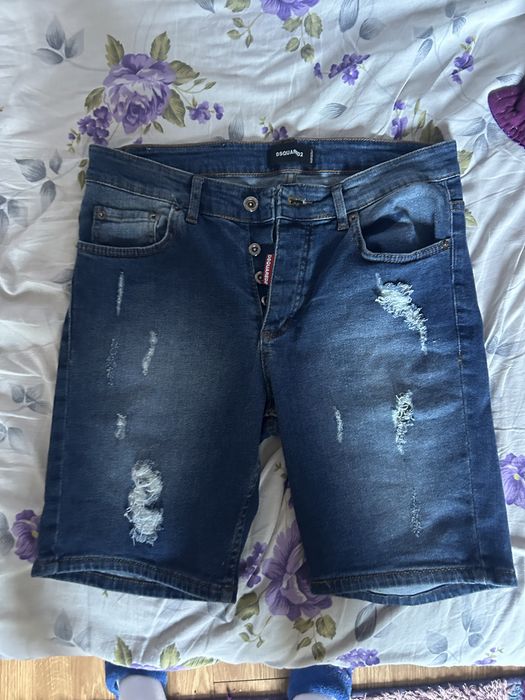 Blugi scurți Dsquared2