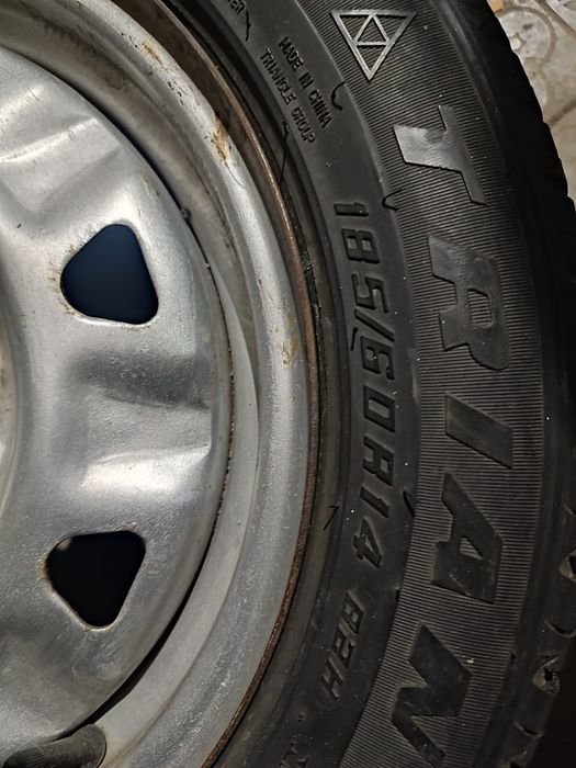 Шины с дисками 185/60R14