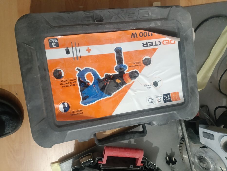 Scule  construcții defecte