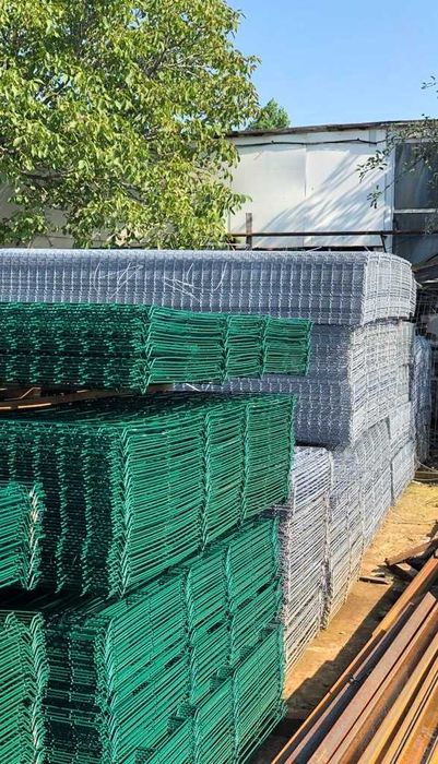 Panou gard bordurat zincat verde