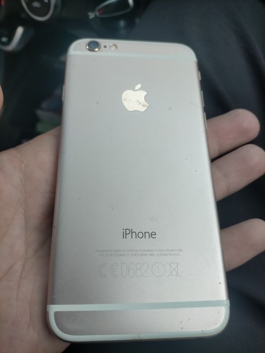 Продам айфон 6c .