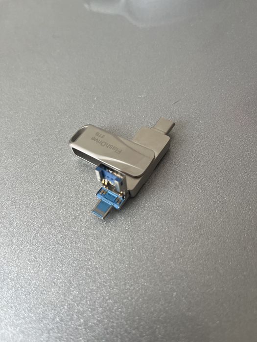 Флешка 2TB , 4 в 1 FlashDrive