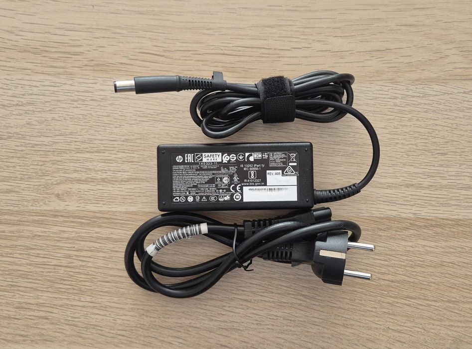 HP 2013 UltraSlim Docking Station с включен адаптер, 20лв