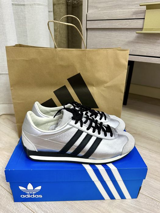 Кроссовки оригинал Adidas