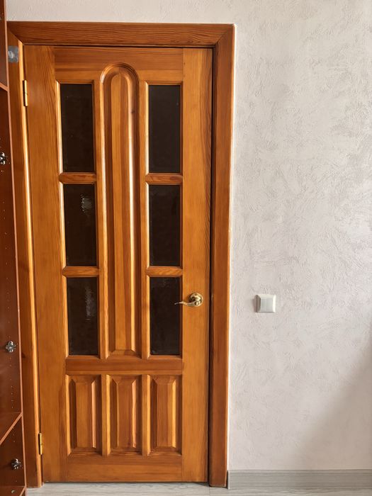 Деревянные двери