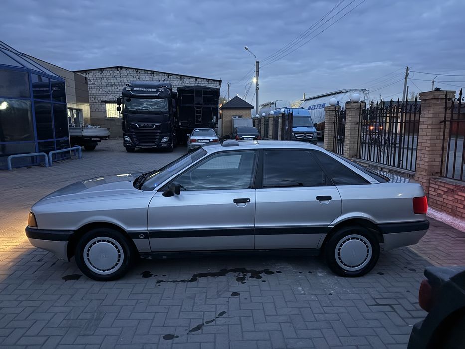 Продается Audi 80