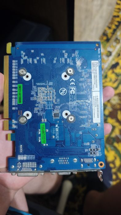 Видеокарта GT730 на 2 Гб DDR3