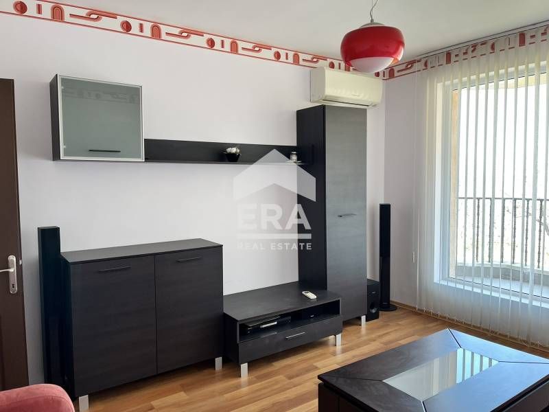 Тристаен обзаведен апартамент под наем в м-ст Ален Мак област Варна