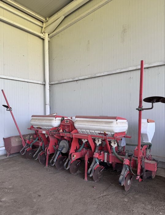 Semănători porumb Gaspardo 6 rânduri+fertilizare