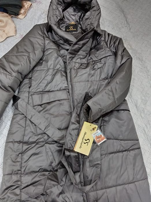 Продам женскую  куртку