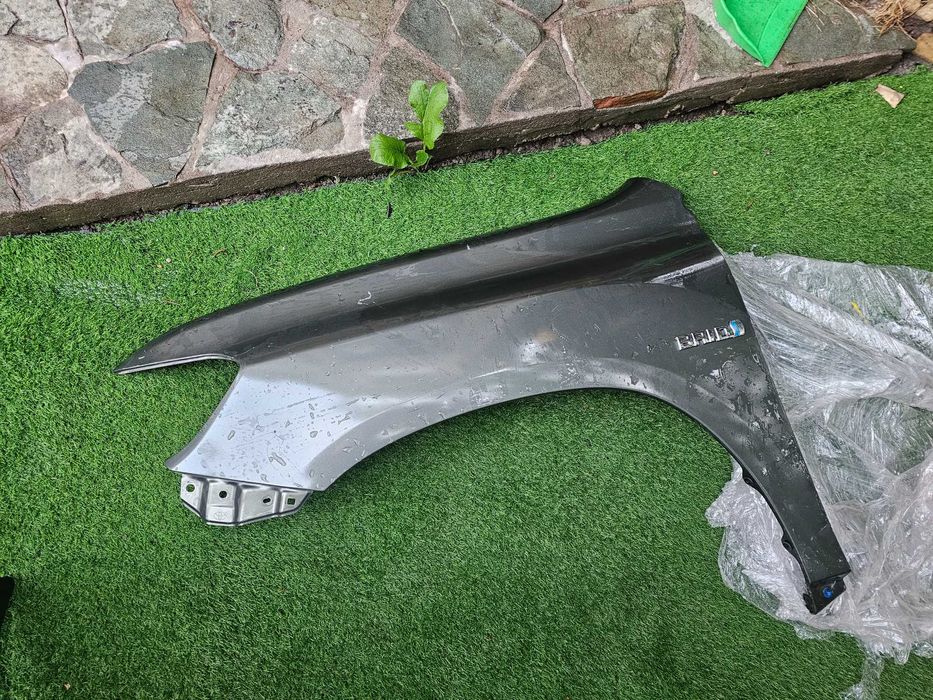 Капот и 2крыла Highlander 2009