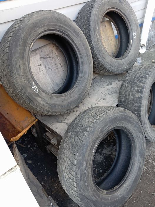 Шины автомобильные.