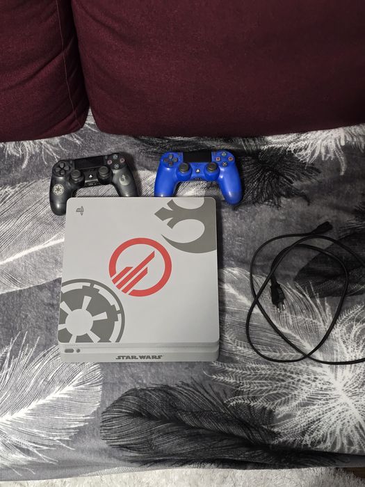 PlayStation 4 StarWars Battlefront 2 edition