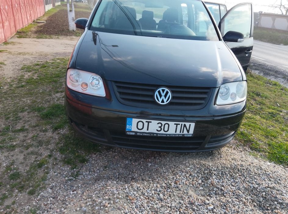 Vw touran anul 2006.1.6.fsi.benzina