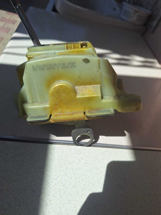 Vand timoniera automată pentru Mercedes C class W203