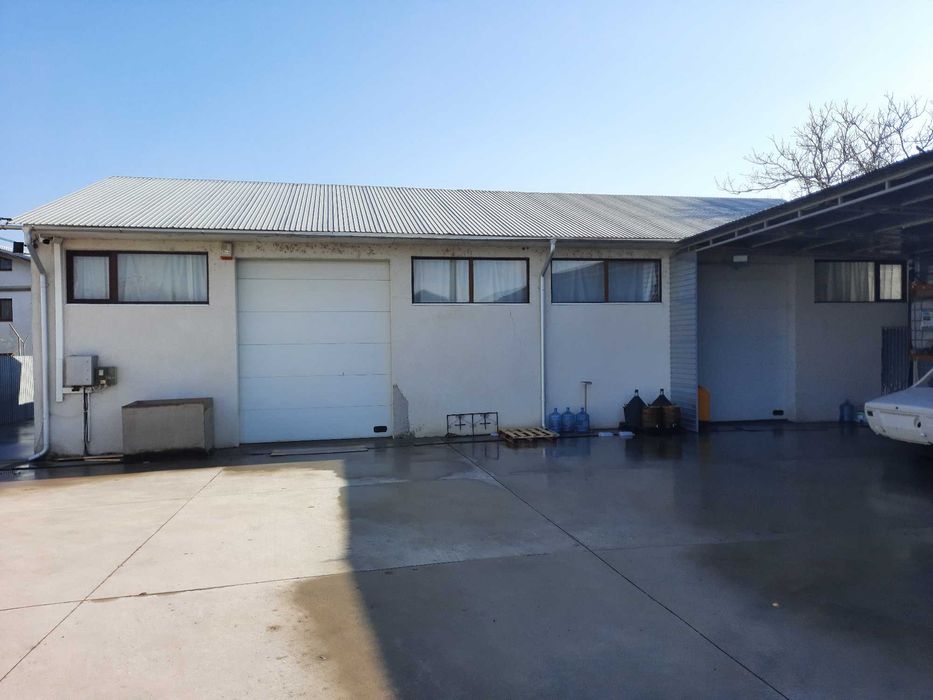 inchiriez hale pentru depozitare