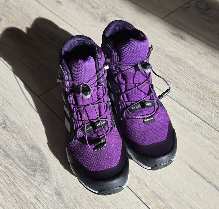 Ghete Adidas marimea 36