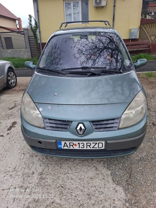 Vand renault scenic an 2005masina este in stare foarte buna km reali de pot verfica  175.000 nu este avariata schimburi facute la timp