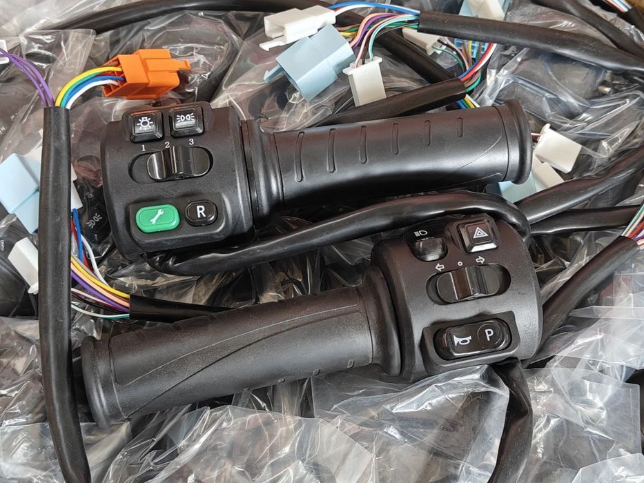 Gaz-ruchka kamplekt , razmer:uneversal sfat:100%