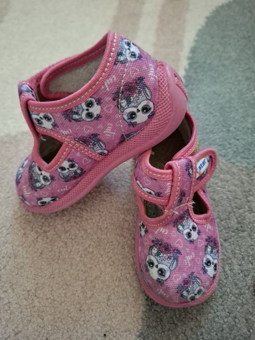 Лот бебешки пантофи маратонки 22-24 номер