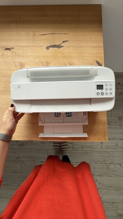 Imprimanta Multifunctional Inkjet color HP DeskJet